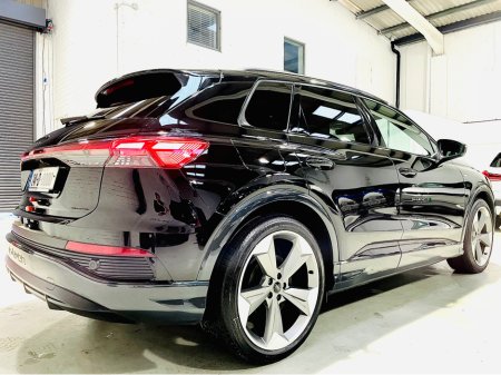 2024 Audi Q4 e-tron - thumbnail 6