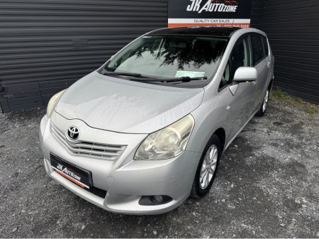 2011 Toyota Corolla Verso 2.0 D-4D LUNA 7 SEATER €5,495