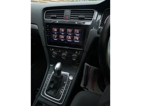 2019 Volkswagen Golf  €18,500 thumbnail