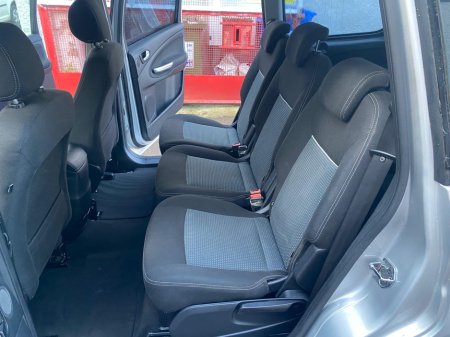 2013 Ford Galaxy - thumbnail 9