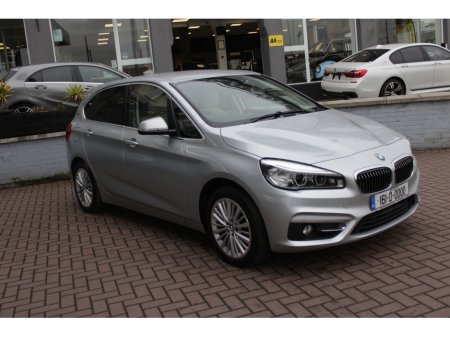 2016 BMW 2 Series Active Tourer - view 2