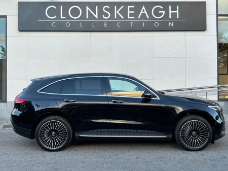 2023 Mercedes-Benz EQC EQC 400 4MATIC AMG LINE PREMIUM €44,990 thumbnail