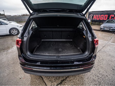 2017 Volkswagen Tiguan 2017 VW Tiguan 2.0d Automatic/High spec/1yr warran €24,888 thumbnail