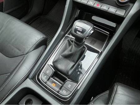 2020 Skoda Kodiaq 7 SEATER 4x4 STYLE AUTOMATIC 2.0 DIESEL //MASSIVE SPEC//CANTON SOUND SYSTEM//PANORAMIC GLASS ROOF//FULL LEATHER HEATED FRONT AND REAR SEATS// €36,950 thumbnail