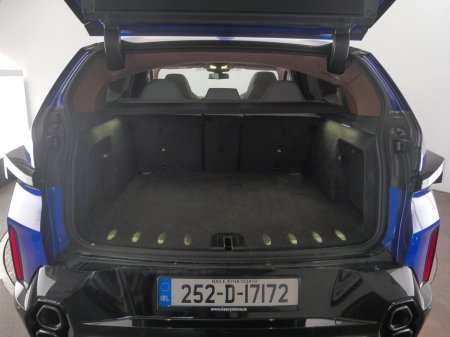 2025 BMW XM - thumbnail 13