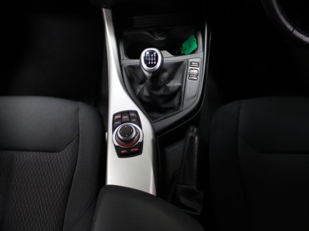 2016 BMW 1 Series - thumbnail 15