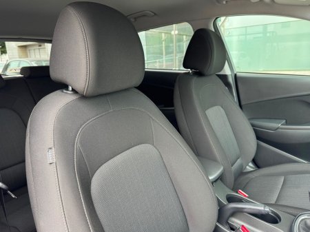 2022 Hyundai Kona - thumbnail 11