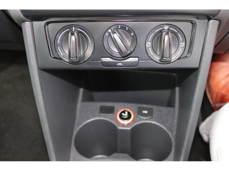 2016 Volkswagen Polo - thumbnail 17