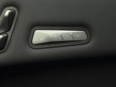 2024 BMW iX 40 M SPORT XDRIVE €57,990 thumbnail