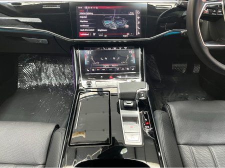 2024 Audi A8 - thumbnail 29