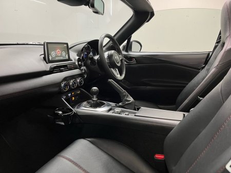 2018 Mazda MX-5 - thumbnail 6