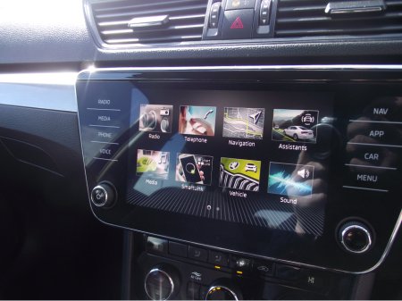 2021 Skoda Superb - thumbnail 9