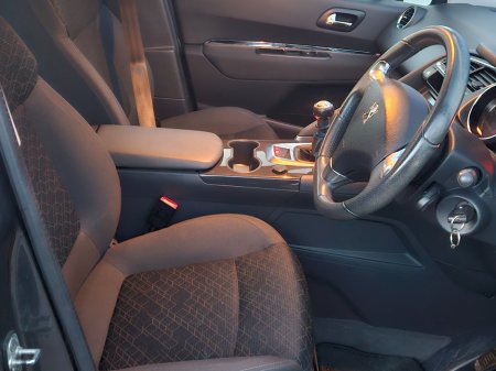 2015 Peugeot 3008 1.6 Hdi 115 bhp Active €7,950 thumbnail