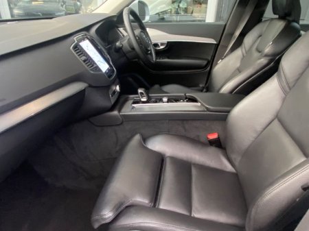 2024 Volvo XC90 - thumbnail 11