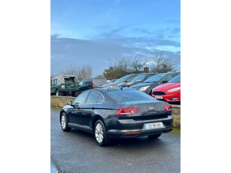 2021 Volkswagen Passat 2.0 TDI 150HP Business €18,950 thumbnail