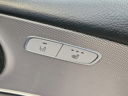 2017 Mercedes-Benz E Class - thumbnail 8