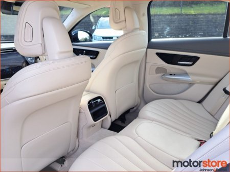 2024 Mercedes-Benz E Class E 220 D MHEV Avantgarde Plus €68,900 thumbnail