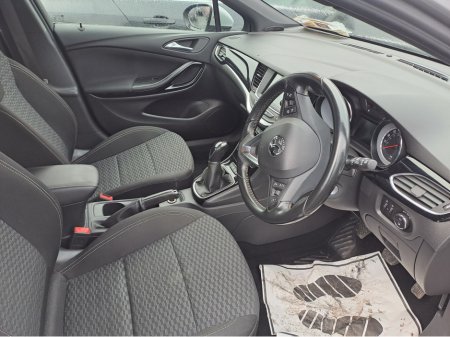 2023 Peugeot 3008 FL ALLURE 1.5 BLUE HDI 13 130 6.2 €31,000 thumbnail