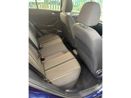 2021 Volkswagen T-Roc - thumbnail 9