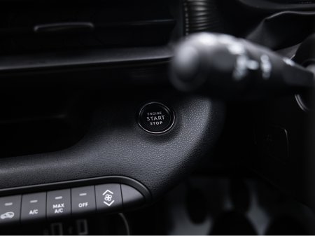 2025 Jeep Avenger - thumbnail 15