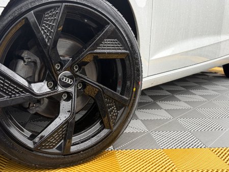 2016 Audi A3 1.4 TFSI S TRONIC S LINE €15,950 thumbnail