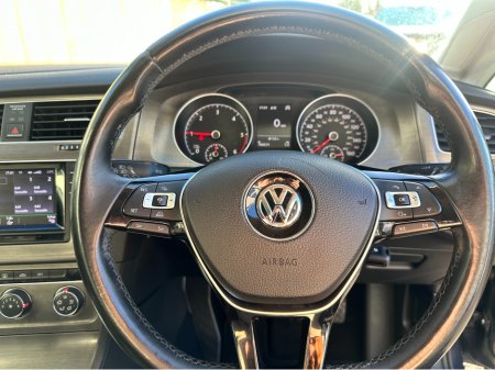 2013 Volkswagen Golf 1.6 TDI SE BLUEMOTION 105PS 5DR €6,300 thumbnail