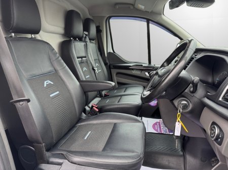 2023 Ford Transit Custom 300L ACTIVE 2.0L 185BHP!! €24,999 thumbnail