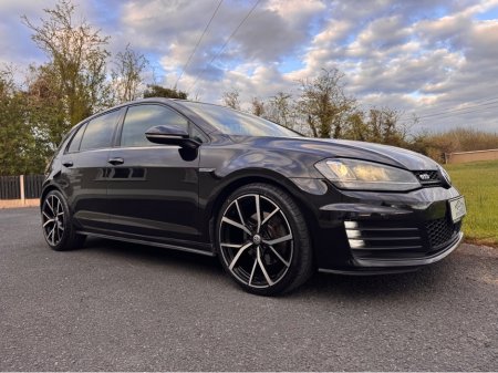 2017 Volkswagen Golf - thumbnail 17