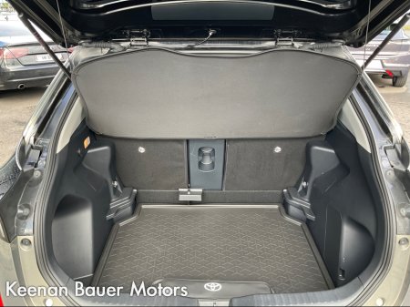 2023 Toyota Yaris - thumbnail 11