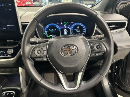 2023 Toyota Corolla Cross CROSS SPORT 1. 1.8 4DR AUTO €34,750 thumbnail