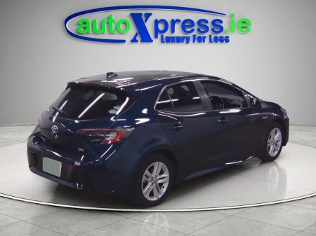 2020 Toyota Corolla - thumbnail 3