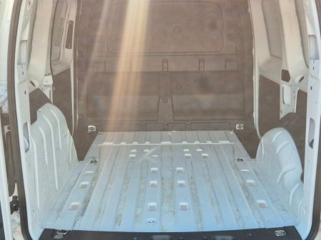 2025 Volkswagen Caddy - photo 3