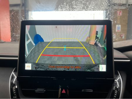 2025 Toyota Corolla - thumbnail 19