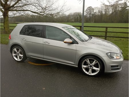 2015 Volkswagen Golf - thumbnail 2