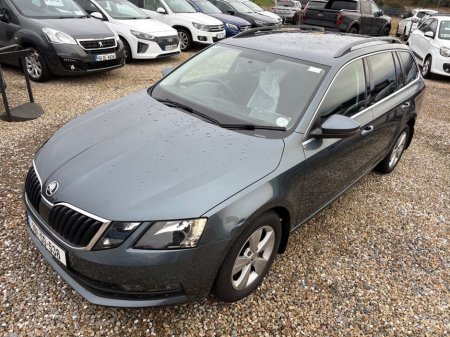 2019 Skoda Octavia 1.6 TDI 115 Ambition - Estate €13,990 thumbnail