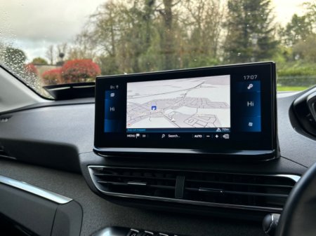 2021 Peugeot 3008 - thumbnail 12