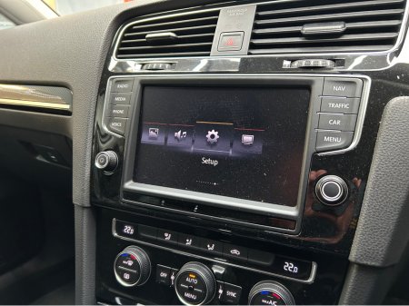 2015 Volkswagen Golf - thumbnail 5