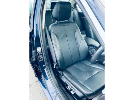 2017 BMW 3 Series - thumbnail 14