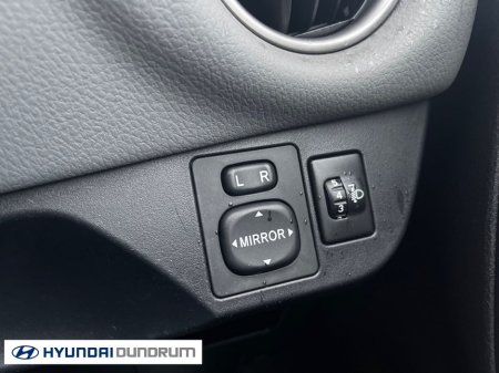 2016 Toyota Yaris 1.0 Luna 4DR €10,950 thumbnail