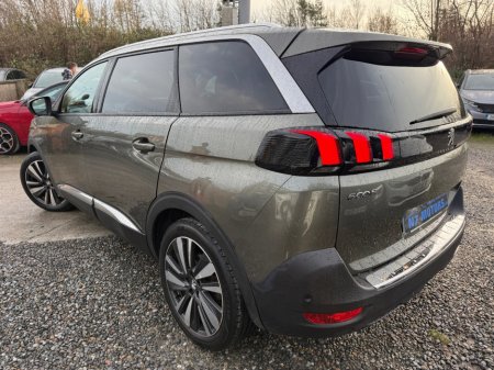 2020 Peugeot 5008 ALLURE 1.5 BLUE HDI €21,950 thumbnail
