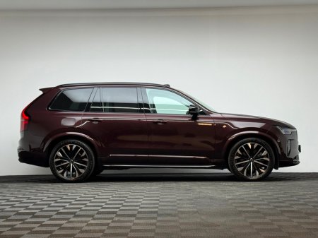 2025 Volvo XC90 - thumbnail 8