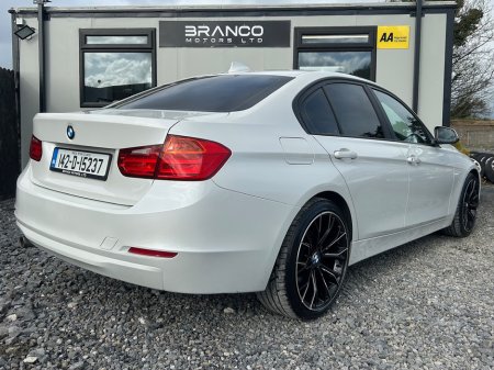 2014 BMW 3 Series - thumbnail 8