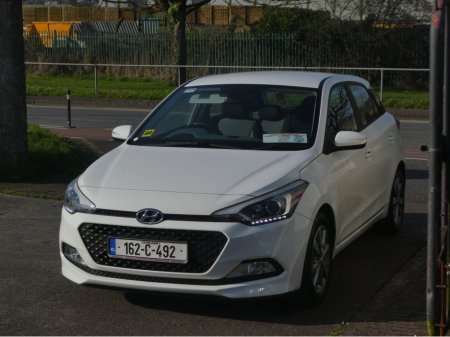 2016 Hyundai i20 - thumbnail 4