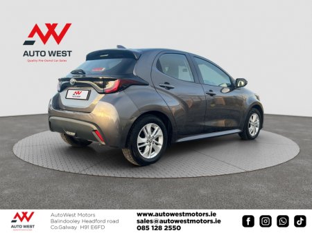 2022 Toyota Yaris 2022 Toyota Yaris 1.5 Self-Charging Hybrid €19,750 thumbnail