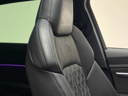 2022 Audi e-tron 55 VORSPRUNG QUATTRO €49,990 thumbnail