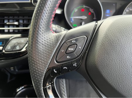 2022 Toyota C-HR - thumbnail 22