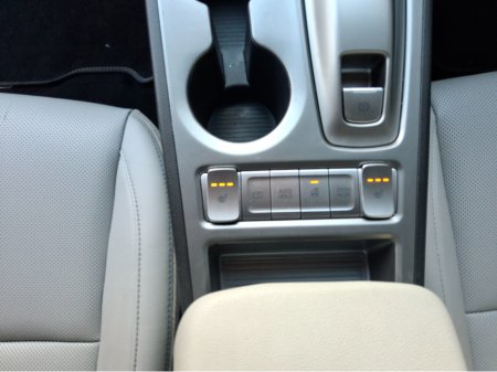 2022 Hyundai Kona PREMIUM 64kW ** Long Range Battery** €21,950 thumbnail