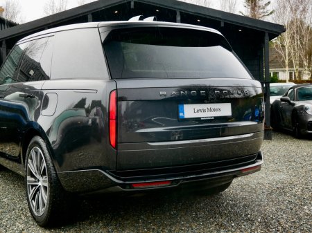 2025 Land Rover Range Rover SWB 3.0 I6 PHEV Autobiography €159,950 thumbnail