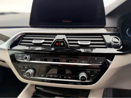 2017 BMW 5 Series M-SPORT 530E - 2.0L PETROL HYBRID - AUTO - 12M WARRANTY - CAR: 1796 €26,950 thumbnail