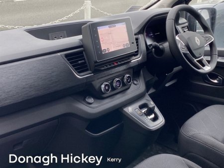 2026 Renault Trafic - thumbnail 2